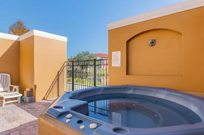 Charming 3BD/2.5BA * Jacuzzi + Lake View
